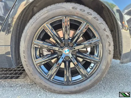 BMW휠도색 BMW G30 520d 럭셔리 휠 굴절 수리 유광 블랙 휠 도색 / 인천 서구