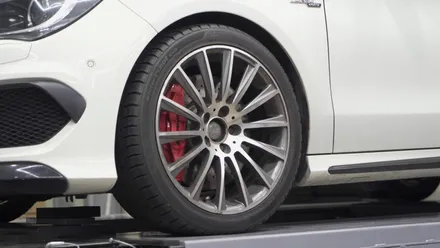 김포휠복원 벤츠 C117 CLA45 AMG TPMS센서교체 휠굴절수리 휠복원 타이어 교체 / 인천 서구