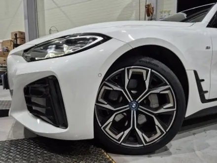 인천 부평 BMW i4 다이아몬드 컷팅 휠 복원 전기차용 타이어 교체 / 인천 서구