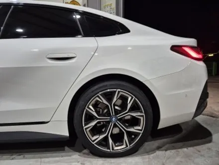 인천 부평 BMW i4 다이아몬드 컷팅 휠 복원 전기차용 타이어 교체 / 인천 서구