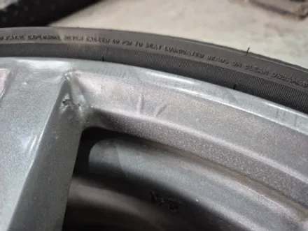 BMW휠도색 BMW G12 740Ld 유광 블랙 20인치 휠 도색 / 인천 서구
