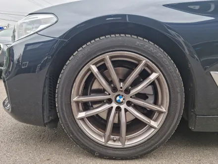 BMW G30 520d 김포 장기동 5시리즈 순정 휠 복원 타이어 교체 / 인천 서구
