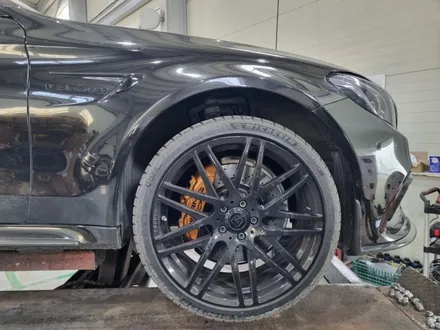 벤츠 W205 C63S AMG 브라부스 휠 굴절 수리 / 인천 서구