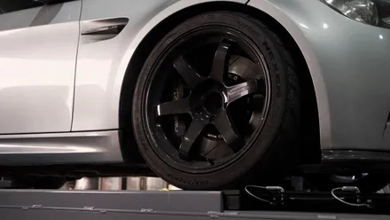 BMW휠도색 BMW E92 M3 휠도색 휠굴절수리 타이어 교체 / 인천 서구