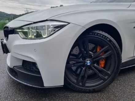 인천휠도색성지 BMW F30 320d 18인치 유광 블랙 휠 도색 / 인천 서구