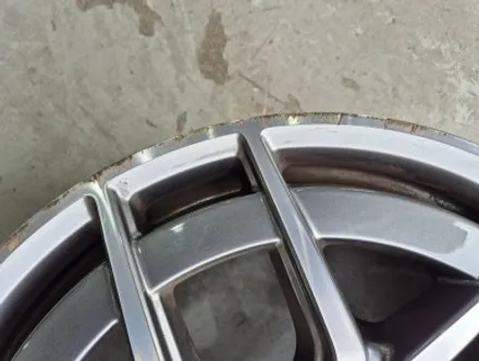 벤츠휠복원 인천 벤츠 W213 E220d 컷팅 휠 복원 굴절 수리 / 인천 서구