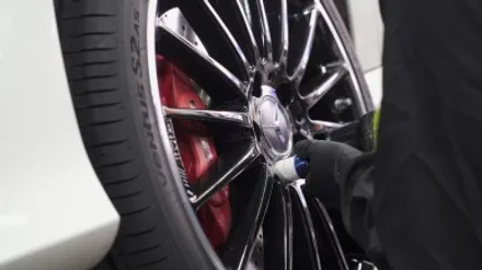 김포휠복원 벤츠 C117 CLA45 AMG TPMS센서교체 휠굴절수리 휠복원 타이어 교체 / 인천 서구