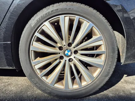 인천휠복원 청라 BMW F07 5GT 연석 충돌 사고로 휠 도색 타이어 교체 / 인천 서구