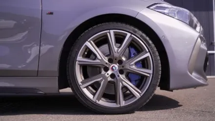 BMW휠도색 인천 BMW F40 M135i 블랙폴리쉬 19인치 휠 복원 도색 / 인천 서구