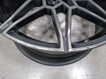 아우디 A1 평택 하이퍼실버 휠 복원 BMW G01 X3 블랙 틴트 컷팅 휠 복원 / 인천 서구