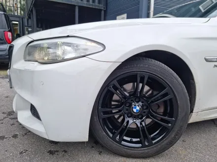 BMW F11 520d 투어링 김포 한강신도시 장기동 유광 블랙 휠 복원 / 인천 서구
