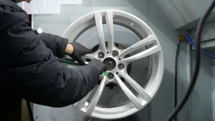 김포휠복원 BMW F87 M2 437M 블랙 틴티드 컷팅 휠 복원 / 인천 서구