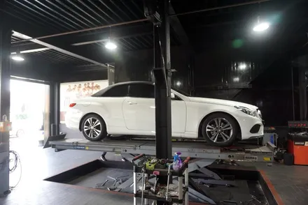 벤츠 E200 컨버터블 타이어 교체 금호타이어 마제스티솔루스 / 서울 구로, 양천, 동작, 관악, 영등포, 부천, 안양
