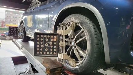 독산동 BMW X4 245/50R19-정숙성, 고속주행 안정성, 젖은노면 제동력까지 제공해주는 고성능 프리미엄 컴포트 SUV사계절타이어 금호 크루젠 HP71 / 서울 구로, 양천, 동작, 관악, 영등포, 부천, 안양