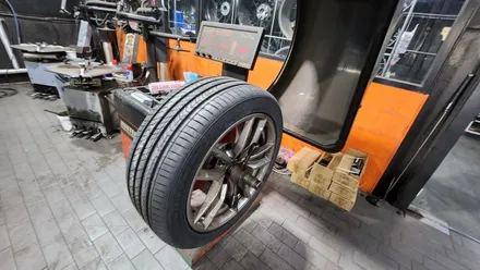 신림동 BMW 520d (245/45ZR15, 275/40ZR18)-승차감, 눈길 제동력 극대화, 소음최소화로 정숙성까지 잘구현한 금호타이어 마제스티 9솔루스 TA91 / 서울 구로, 양천, 동작, 관악, 영등포, 부천, 안양
