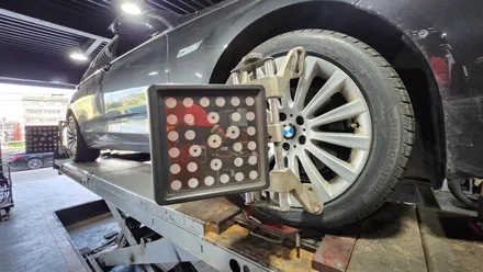 신림동 BMW 5GT (245/45R19, 275/40R19)-승차감, 마일리지, 가성비까지 겸비한 브릿지스톤 사계절타이어 투란자 세레니티 플러스 / 서울 구로, 양천, 동작, 관악, 영등포, 부천, 안양