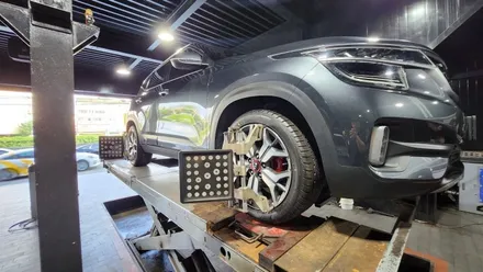 철산동 기아 셀토스 (235/45R18)-연비, 내구성, 장거리주행 안전성에 특화된 SUV용 추천 사계절타이어, 브리지스톤 투란자 세레니티 플러스 / 서울 구로, 양천, 동작, 관악, 영등포, 부천, 안양