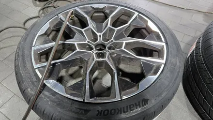 영등포동 BMW X7(2754022, 3153522)-접지력,하중 지지력, 정숙성까지 균형 있게 잘갖춰진 한국타이어 벤투스 S1 에보 Z AS X / 서울 구로, 양천, 동작, 관악, 영등포, 부천, 안양