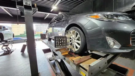 신길동 토요타 아발론 225/45R18-휠복원 작업후 사계절 한국타이어 벤투스 프리미엄컴포트 S2 AS까지 장착완료! / 서울 구로, 양천, 동작, 관악, 영등포, 부천, 안양