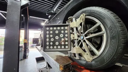 노량진동 BMW x4(xdrive20d) 245/50R19 추천 국산SUV사계절타이어,​저소음 컴포트성능과 주행안정성까지 뛰어난 금호타이어 크루젠HP71 / 서울 구로, 양천, 동작, 관악, 영등포, 부천, 안양
