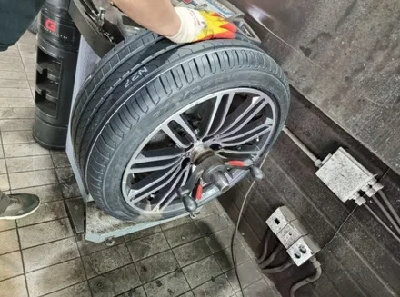 문래동 BMW 5시리즈 530i 추천 런플렛올시즌타이어-마모성능, 뛰어난 그립력,그립력을 자랑하는피렐리 신투라토 P7 A/S MOE RF  (2454019,2753519) / 서울 구로, 양천, 동작, 관악, 영등포, 부천, 안양