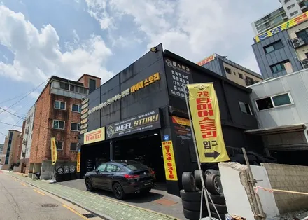 봉천동 더뉴 아반떼 스포츠 (225/40R18)-가격대비 성능이 우수하고 내구성, 편안한 승차감까지 제공해주는 피렐리 최신형 사계절타이어 피제로 올시즌 플러스 3 / 서울 구로, 양천, 동작, 관악, 영등포, 부천, 안양