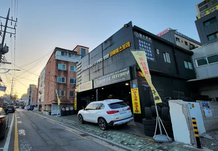신정동 벤츠 GLE 350e (275/50ZR20)-슈퍼카와 프리미엄SUV에 특화된 한국타이어 벤투스 슈퍼스포츠 올시즌 S1 에보 Z AS X / 서울 구로, 양천, 동작, 관악, 영등포, 부천, 안양