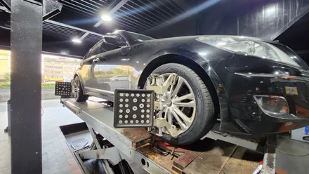 신길동 제네시스 BH330 (245/45R18)-트레드웨어580의 긴 마일리지와 사계절안전성까지 완벽하게 갖춘 최신형 금호타이어 솔루스 TA51 / 서울 구로, 양천, 동작, 관악, 영등포, 부천, 안양