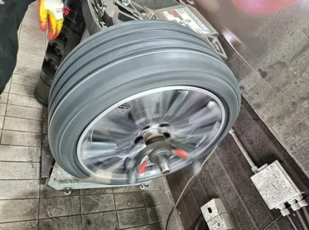 문래동 BMW 5시리즈 530i 추천 런플렛올시즌타이어-마모성능, 뛰어난 그립력,그립력을 자랑하는피렐리 신투라토 P7 A/S MOE RF  (2454019,2753519) / 서울 구로, 양천, 동작, 관악, 영등포, 부천, 안양