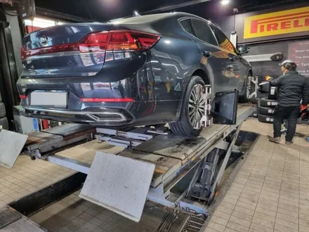 천왕동 기아 K7 (245/45ZR18)-높은 수준의 주행퍼포먼스,정숙성,안정적인 핸들링까지 자랑하는 한국타이어 벤투스 슈퍼컴포트 에어 S / 서울 구로, 양천, 동작, 관악, 영등포, 부천, 안양