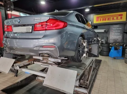 문래동 BMW 5시리즈 530i 추천 런플렛올시즌타이어-마모성능, 뛰어난 그립력,그립력을 자랑하는피렐리 신투라토 P7 A/S MOE RF  (2454019,2753519) / 서울 구로, 양천, 동작, 관악, 영등포, 부천, 안양