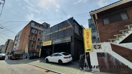 BMW 3GT 17인치 휠도색 비용 분체도색 문의 블랙유광 30만원 휠스토리 / 서울 구로, 양천, 동작, 관악, 영등포, 부천, 안양