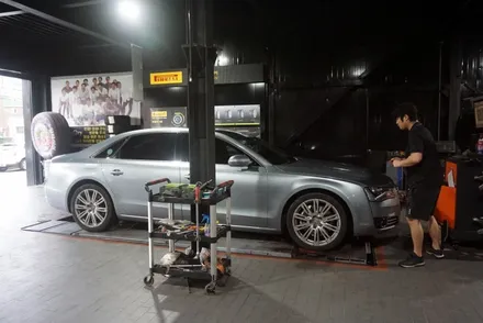 목동 오류동 타이어 아우디 A8 피렐리 피제로 타이어싼곳 타이어스토리 / 서울 구로, 양천, 동작, 관악, 영등포, 부천, 안양