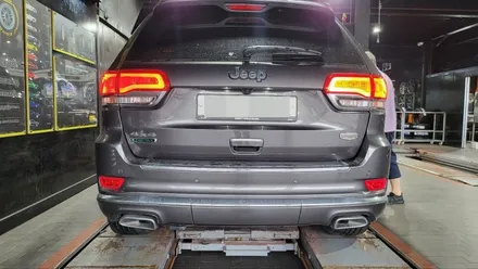 고척동 지프(Jeep)그랜드체로키(265/50R20) 준대형 SUV 추천사계절타이어-조용하고 안전성이 높으면서 가격부담이 적은 한국타이어 다이나프로 컴포트 HP2 / 서울 구로, 양천, 동작, 관악, 영등포, 부천, 안양
