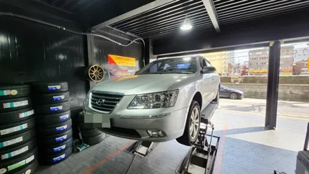 신도림동 현대 쏘나타 (215/60R16)-장거리운행을 자주하시는 오너님을 위한 맞춤형설계로 4계절내내 안전성을 보장해주는 브리지스톤 투란자 세레니티플러스! / 서울 구로, 양천, 동작, 관악, 영등포, 부천, 안양