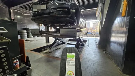 삼성동 현대 그랜저 IG (225/55R17)-다양한 노면상태에서 안정적인 핸들링을 제공하고 연비효율,계절안전성까지 뛰어난 한국타이어 키너지 컴포트 ST AS / 서울 구로, 양천, 동작, 관악, 영등포, 부천, 안양