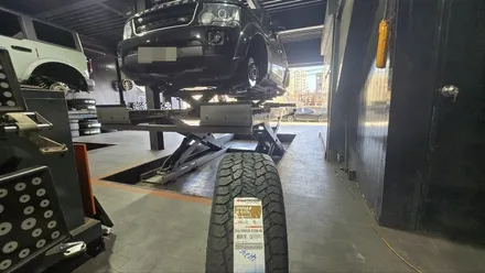 신정동 랜드로버 디스커버리 (255/55R19)-온/오프로드 최적의 성능을 발휘해주는 SUV용 사계절타이어 한국타이어 다이나프로 AT2 / 서울 구로, 양천, 동작, 관악, 영등포, 부천, 안양