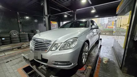고척동 벤츠 E클래스 E300 (245/45R17)-스포티한 승차감과 우수한 마모수명 모든 기상조건에서 최적의 주행안정성을 제공해주는 미쉐린 크로스 클라이밋2 / 서울 구로, 양천, 동작, 관악, 영등포, 부천, 안양