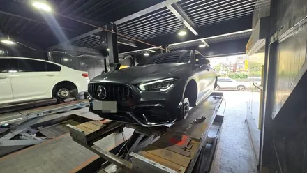 고척동 벤츠 AMG CLA 45 (2254019)-퍼포먼스와 편안함을 동시에 추구하는 고성능 세단과 AMG 차량에 잘어울리는 금호타이어 신제품 마제스티 X TA92 / 서울 구로, 양천, 동작, 관악, 영등포, 부천, 안양