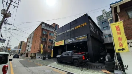 목동 가양동 화곡동 에서 휠도색 맡길수 있는 매장 휠스토리 콜로라도 17인치 블랙유광 분체도장 캘리퍼도색 / 서울 구로, 양천, 동작, 관악, 영등포, 부천, 안양