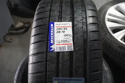 벤츠 E63 AMG 미쉐린 파일럿스포츠4S 타이어 교체 / 서울 구로, 양천, 동작, 관악, 영등포, 부천, 안양