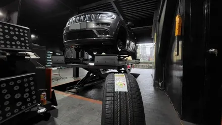 고척동 지프(Jeep)그랜드체로키(265/50R20) 준대형 SUV 추천사계절타이어-조용하고 안전성이 높으면서 가격부담이 적은 한국타이어 다이나프로 컴포트 HP2 / 서울 구로, 양천, 동작, 관악, 영등포, 부천, 안양