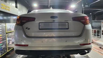 가산동 기아 K5 (215/55R17)-국내환경에 최적화된 최신 올시즌 컴파운드 적용으로 안전성과 가성비까지 만족시켜주는 신제품 금호타이어 솔루스TA 51 / 서울 구로, 양천, 동작, 관악, 영등포, 부천, 안양