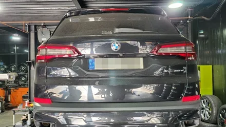 신도림동 BMW X5 (275/45R20, 305/40R20)-고속도로 주행은 물론 험난한 오프로드에도 안정적인 주행성능을 발휘해주는 한국타이어 다이나프로 프리미엄컴포트 HPX / 서울 구로, 양천, 동작, 관악, 영등포, 부천, 안양