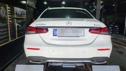 소하동 벤츠E클래스 E220d (245/40ZR19)-주행안정성, 정숙성, 승차감까지 다방면으로 업그레이드된 최고급 국산 사계절타이어 금호 마제스티9솔루스TA91 / 서울 구로, 양천, 동작, 관악, 영등포, 부천, 안양
