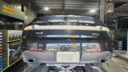 대림동 링컨 MKZ (245/40ZR19)-높은 수준의 승차감과 접지력, 혁신적인 저소음기술력으로 정숙성까지제공해주는 한국타이어 벤투스 프리미엄컴포트 S2 AS / 서울 구로, 양천, 동작, 관악, 영등포, 부천, 안양