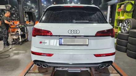 오류동 아우디 SQ5 (255/40R21)-고속도로부터 험난한 오프로드까지 안전성을 확실하게 보장해주는 한국타이어 다이나프로 프리미엄 컴포트 HPX / 서울 구로, 양천, 동작, 관악, 영등포, 부천, 안양