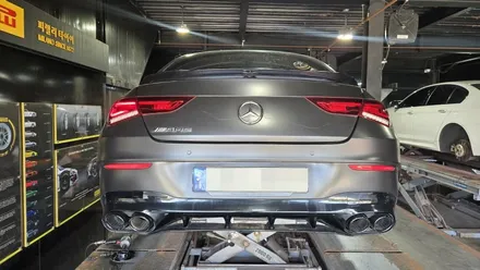 고척동 벤츠 AMG CLA 45 (2254019)-퍼포먼스와 편안함을 동시에 추구하는 고성능 세단과 AMG 차량에 잘어울리는 금호타이어 신제품 마제스티 X TA92 / 서울 구로, 양천, 동작, 관악, 영등포, 부천, 안양
