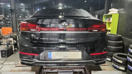 가리봉동 기아 K7 (245/45ZR18)–계절이 바뀌는 시기, 주행 안정성과 내구성을 동시에 높여줄 금호타이어 마제스티9 Solus TA91 / 서울 구로, 양천, 동작, 관악, 영등포, 부천, 안양