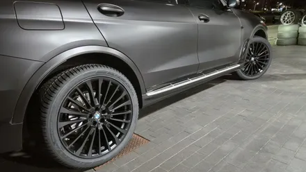 대림동 BMW X7 (275/40R22, 315/35R22)-반무광블랙 분체도색+한국타이어 윈터 아이셉트 에보3 X 장착후기 / 서울 구로, 양천, 동작, 관악, 영등포, 부천, 안양